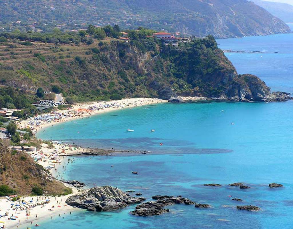 Spiaggia Di Grotticelle Capo Vaticano Calabria